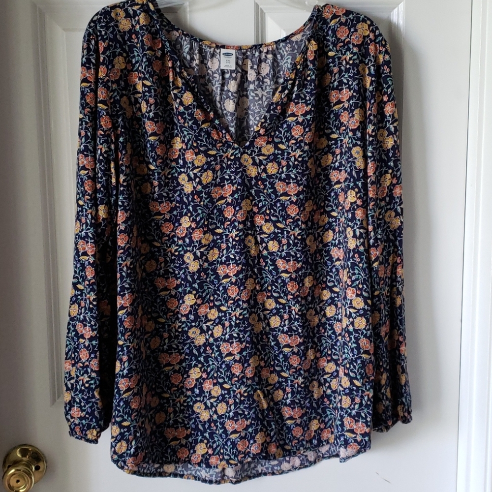 Old Navy Flowery Top